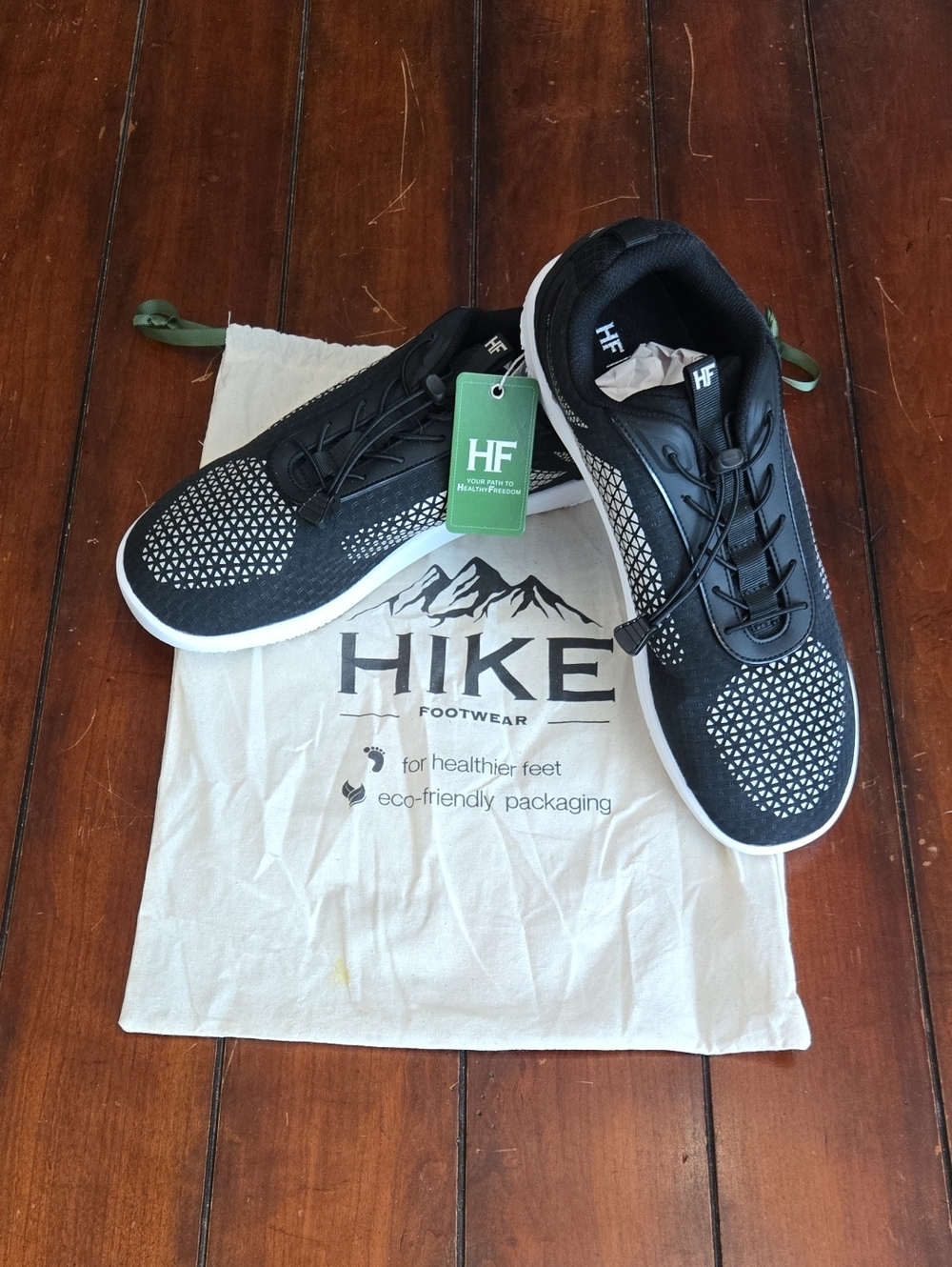 HF Hike Men's Black Breathable Athletic Sneakers